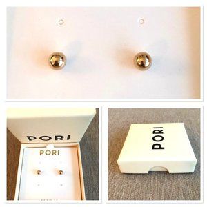 PORI Gold Stud Earrings